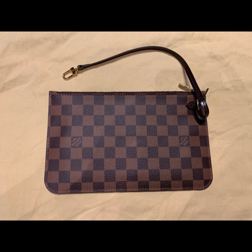 COPY - Authentic Louis Vuitton Neverfull MM zippe…